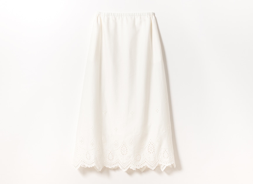 サテンスカラップ刺繍 ロングスカート